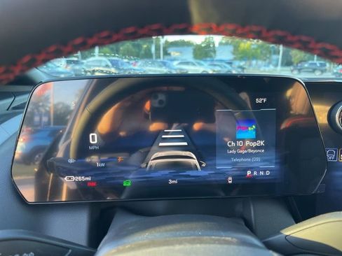 New 2026 Chevrolet Equinox EV RS image 24