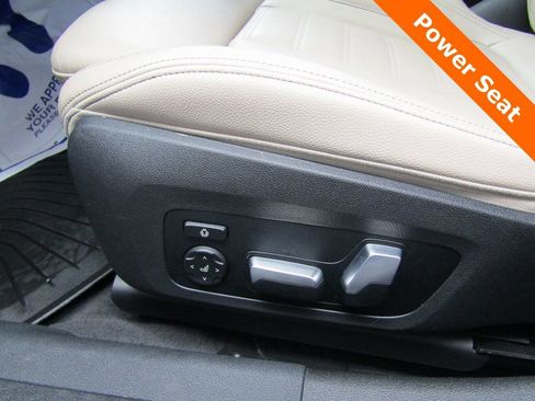 Used 2020 BMW M340i xDrive w/ Premium Package image 7