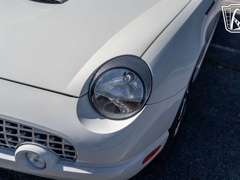 Used 2002 Ford Thunderbird image 37