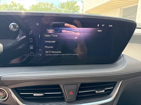 Used 2025 Buick Encore GX Preferred FWD image 18