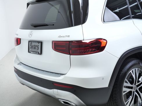 Certified 2026 Mercedes-Benz GLB 250 4MATIC image 5