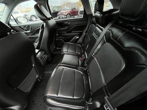 Certified 2022 Lincoln Corsair Reserve w/ Equipment Group 201A image 23