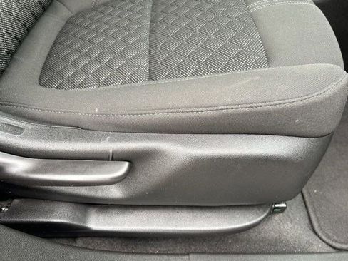 Used 2020 Chevrolet Blazer LT image 42