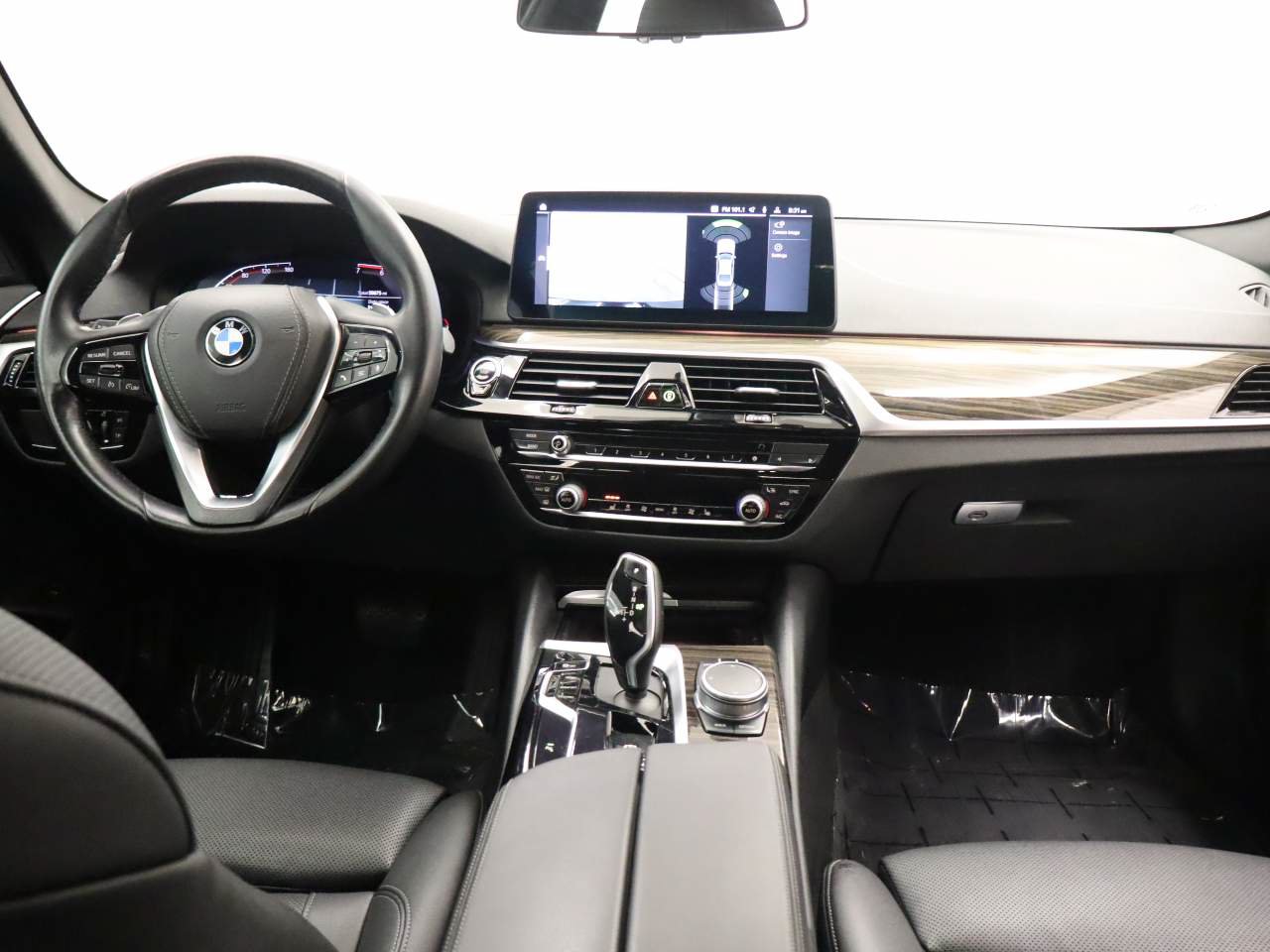 Used 2021 BMW 530i w/ Convenience Package RWD image 13
