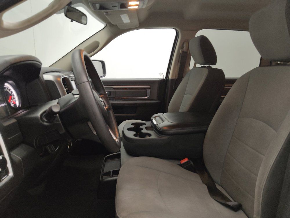 Used 2021 RAM 1500 Classic SLT RWD image 17