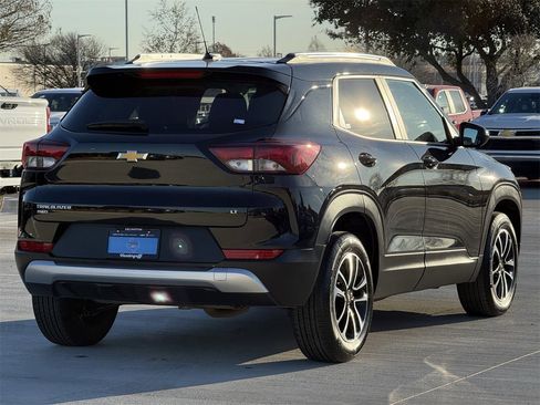 Certified 2025 Chevrolet TrailBlazer LT image 4