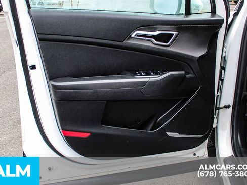 Used 2024 Kia Sportage LX image 36