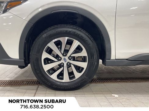 Used 2022 Subaru Outback Premium image 26