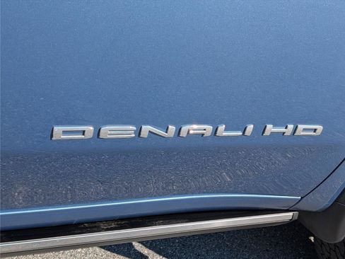 Used 2024 GMC Sierra 2500 Denali w/ Denali Reserve Package AWD/4WD image 10