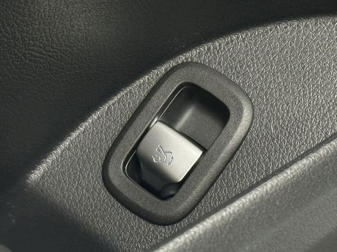 New 2026 Mercedes-Benz GLC 300 image 12