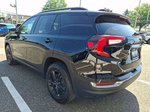 Used 2022 GMC Terrain AT4 AWD/4WD image 4