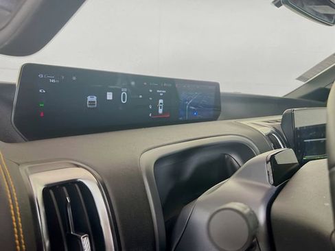 Used 2025 Ford Expedition Tremor image 11