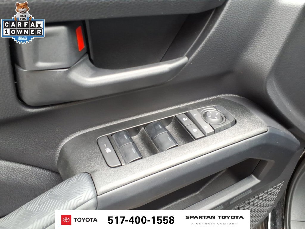 Used 2025 Toyota 4Runner TRD Sport AWD/4WD image 15