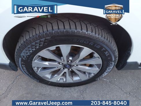 Used 2017 Subaru Outback 3.6R Touring image 31