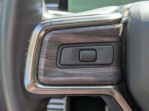 Used 2022 Rivian R1T Adventure image 17