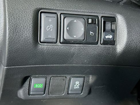 Used 2019 Nissan Sentra S image 17