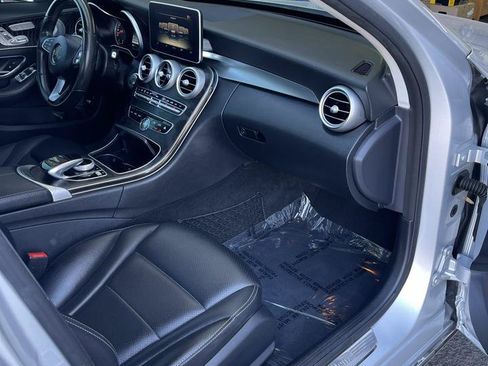 Used 2016 Mercedes-Benz C 300 4MATIC Sedan image 18