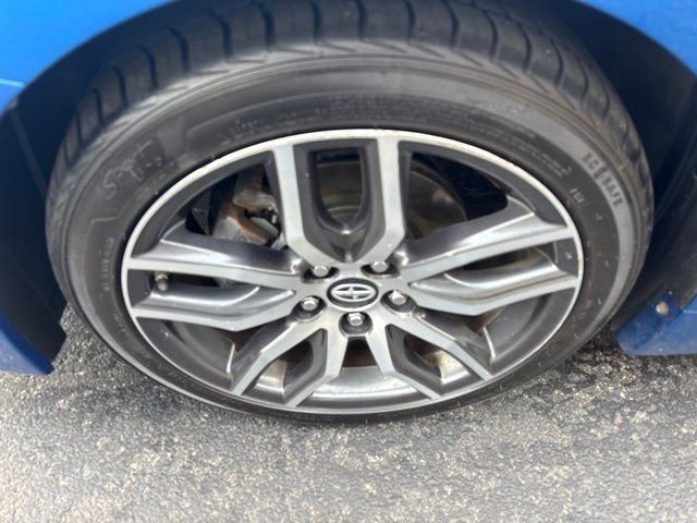 Used 2014 Scion tC FWD image 23