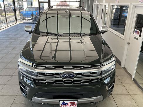 Used 2022 Ford Expedition Platinum AWD/4WD image 25