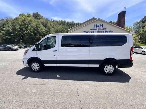 Used 2024 Ford Transit 350 XLT RWD image 5