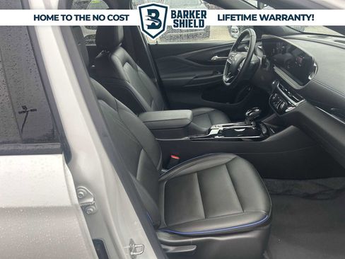 Used 2024 Buick Envista Sport Touring w/ Convenience I Package image 26