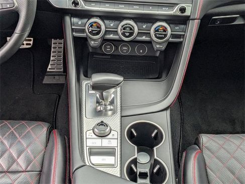 Used 2023 Genesis G70 3.3T w/ Sport Prestige Package image 15