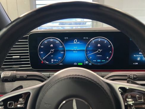 Used 2021 Mercedes-Benz Maybach GLS 600 4MATIC image 34