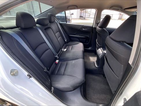 Used 2015 Honda Accord Sport image 19