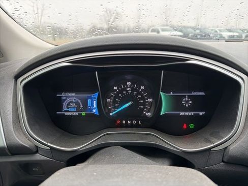 Used 2016 Ford Fusion SE image 39