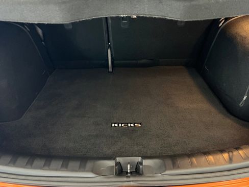 Used 2024 Nissan Kicks SR image 15