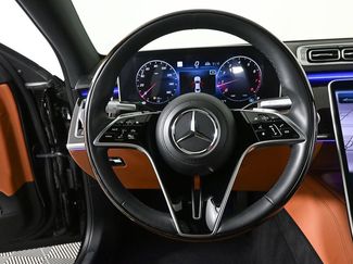 Used 2022 Mercedes-Benz S 580 4MATIC Sedan video 2