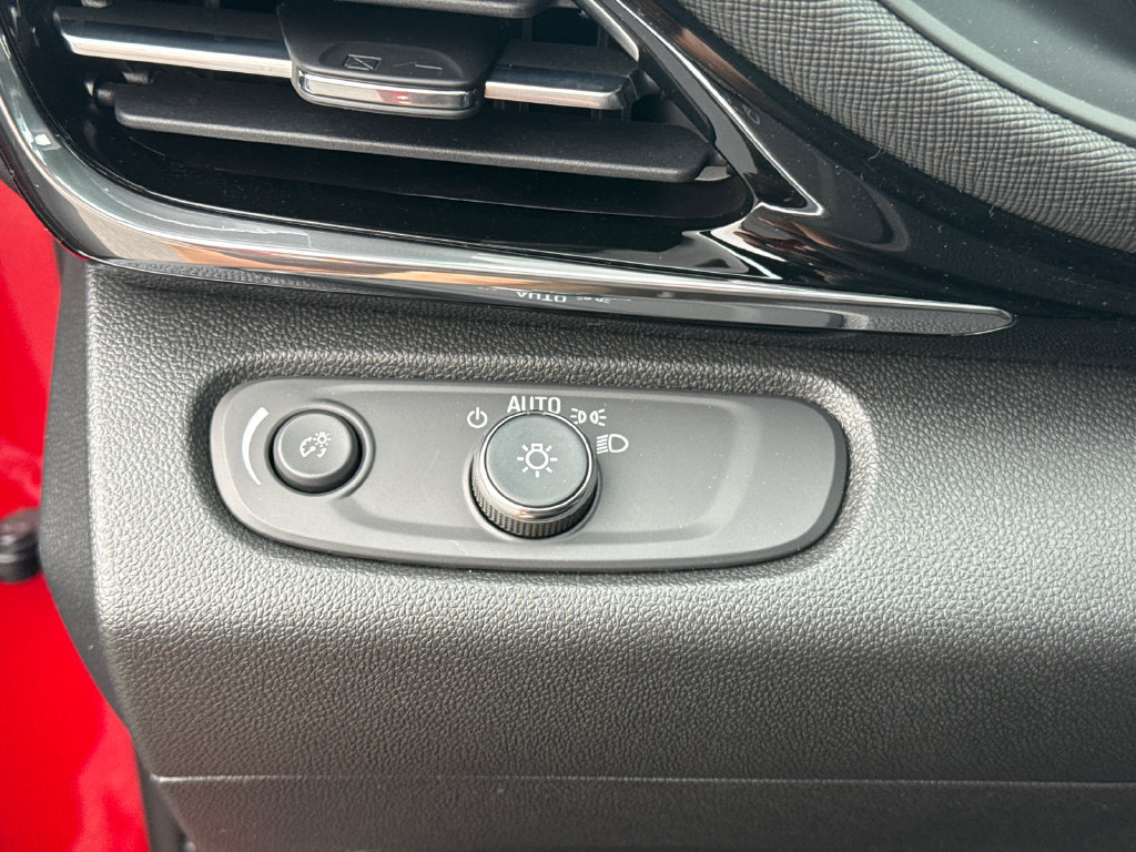 New 2026 Buick Envista Sport Touring w/ Convenience I Package FWD image 18