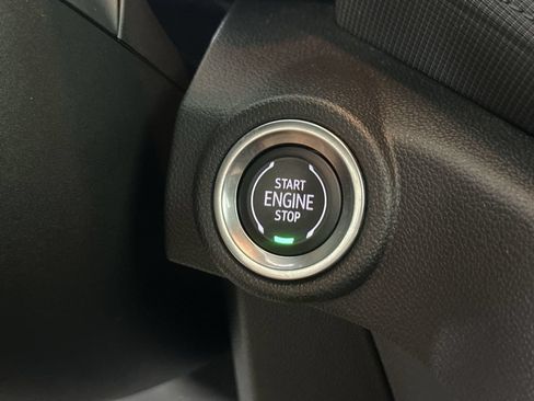 Used 2022 Chevrolet TrailBlazer LT w/ LPO, Blackout Package AWD/4WD image 19