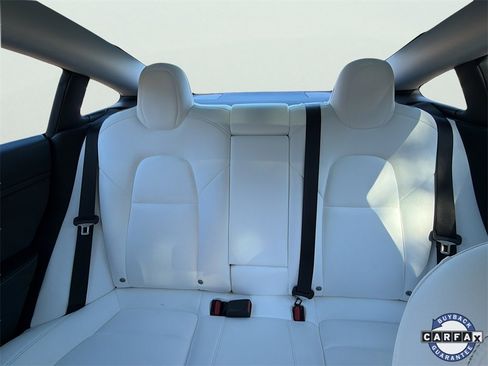 Used 2021 Tesla Model 3 Long Range image 42