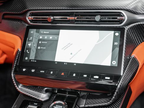 New 2026 Aston Martin Vanquish Convertible image 10