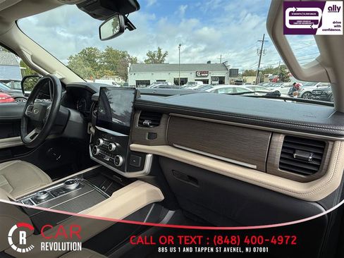 Used 2024 Ford Expedition Max Limited AWD/4WD image 56