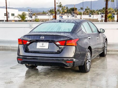Used 2025 Nissan Altima 2.5 SV image 9