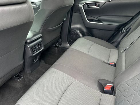 Used 2023 Toyota RAV4 XLE image 12