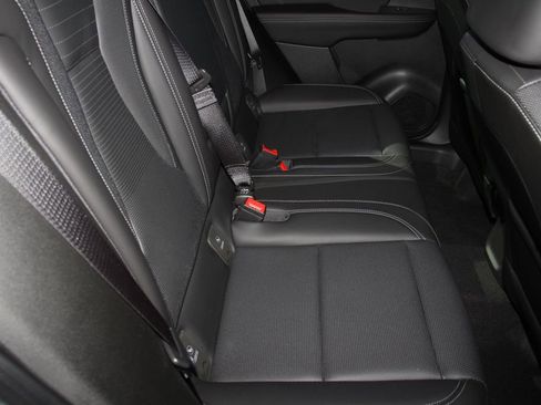 Used 2025 Buick Envision Preferred AWD/4WD image 25