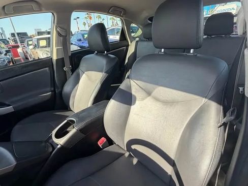 Used 2012 Toyota Prius Five FWD image 7