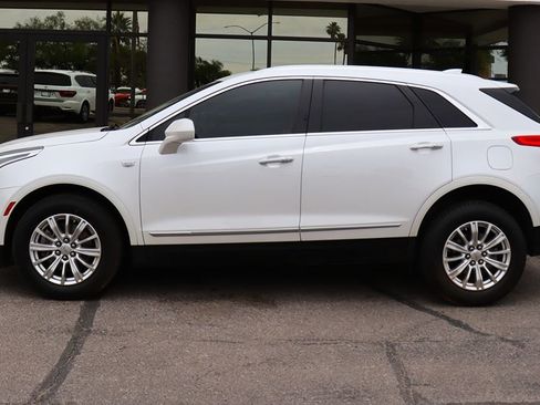 Used 2019 Cadillac XT5 FWD image 8