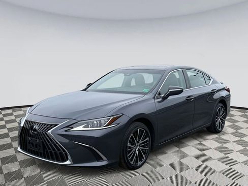 Used 2024 Lexus ES 250 w/ Premium Package image 5