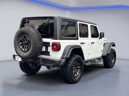 Used 2024 Jeep Wrangler Unlimited Rubicon w/ XTREMEE 35" Tire Package AWD/4WD image 3
