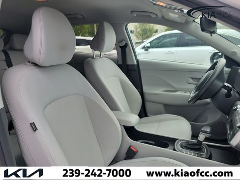 Used 2024 Hyundai Kona SEL FWD image 9