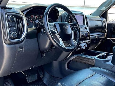 Used 2021 Chevrolet Silverado 1500 LT Trail Boss w/ Convenience Package II AWD/4WD image 8