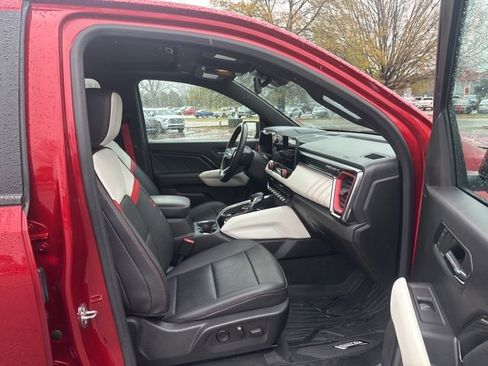 Used 2023 GMC Canyon AT4X w/ LPO, Sports Bar Package image 11