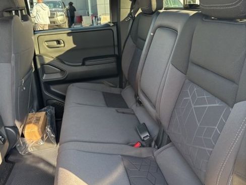 New 2026 Nissan Frontier SV w/ SV Convenience Package image 10