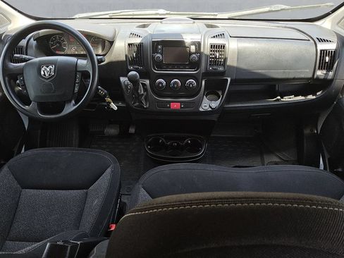 Used 2020 RAM ProMaster 2500 w/ Interior Convenience Group FWD image 10
