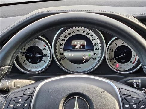 Used 2016 Mercedes-Benz E 400 4MATIC Sedan image 19