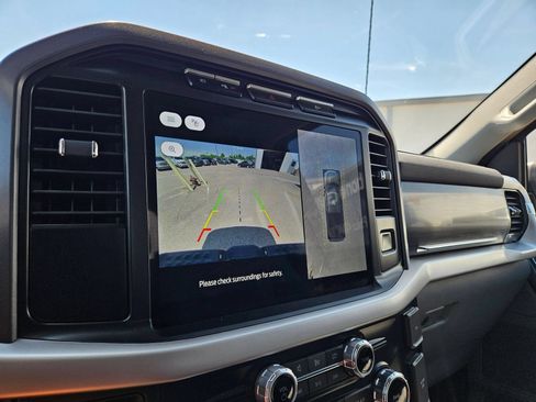 Used 2023 Ford F150 Lightning XLT AWD/4WD image 17
